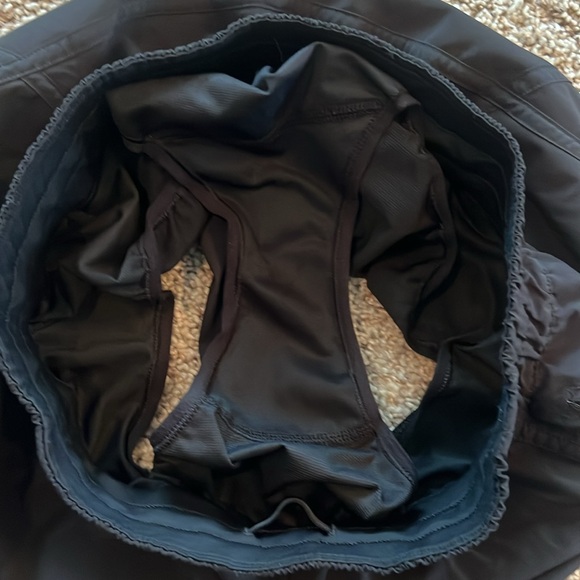 Lululemon tracker 4” - Picture 5 of 5